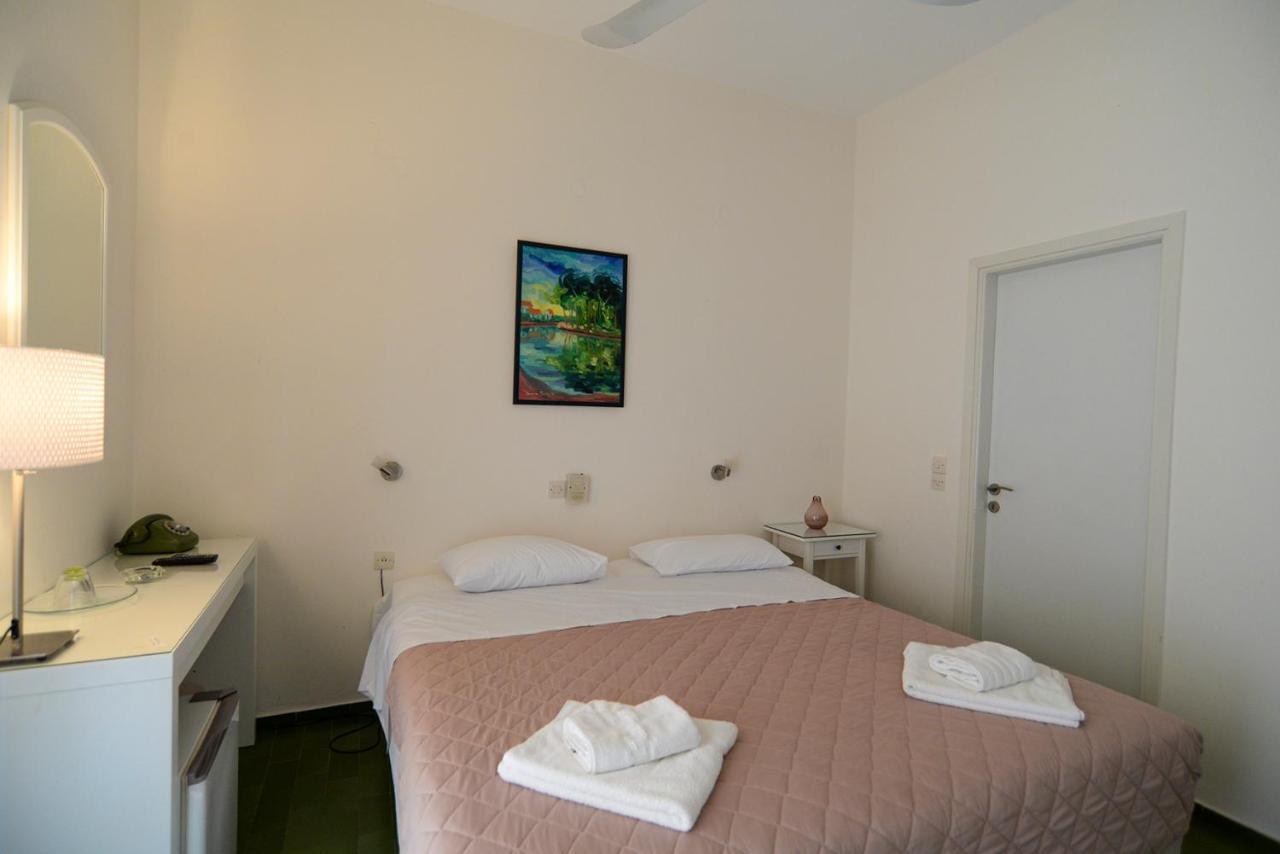 Villa Anesis Spétses Kamer foto